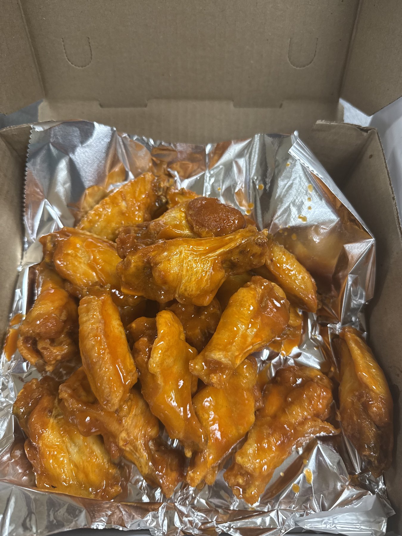 Saucy wings from Fred's
